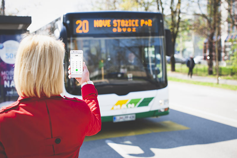 Plačilo na mestnem avtobusu LPP in Urbanomatu